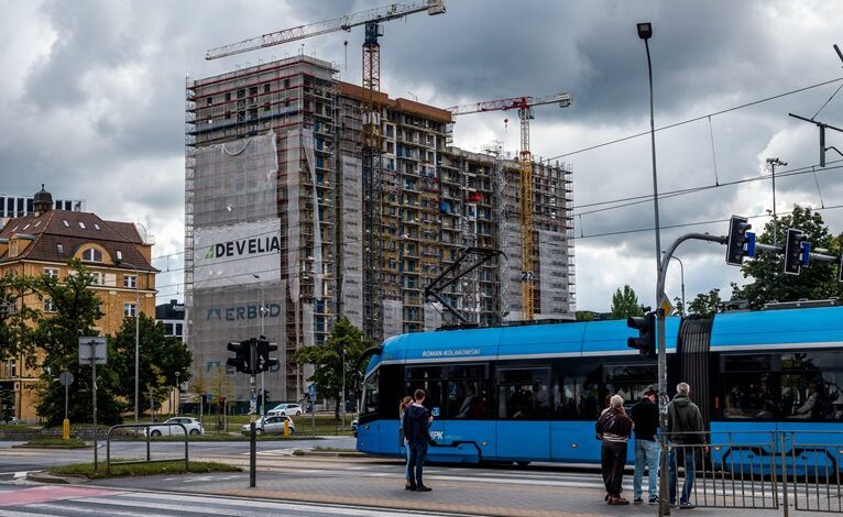 traffic growth lighthouse identifier 3855463073