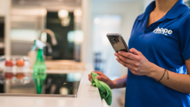 Running A Cleaning Business From Your Phone Without Cutting Corners