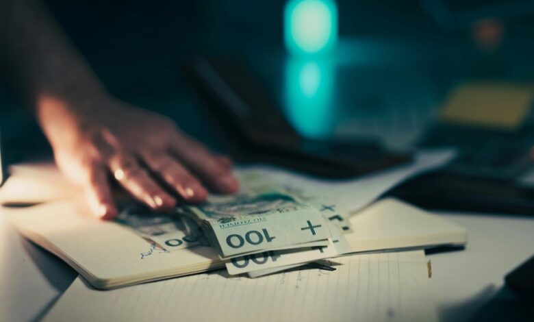 unclear misspelled phrase with bonuses